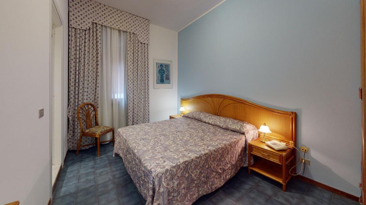 Hotel Zunino Spotorno Exterior foto